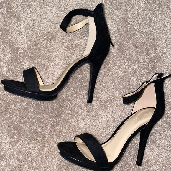 Shoes - Picture 2 of 2